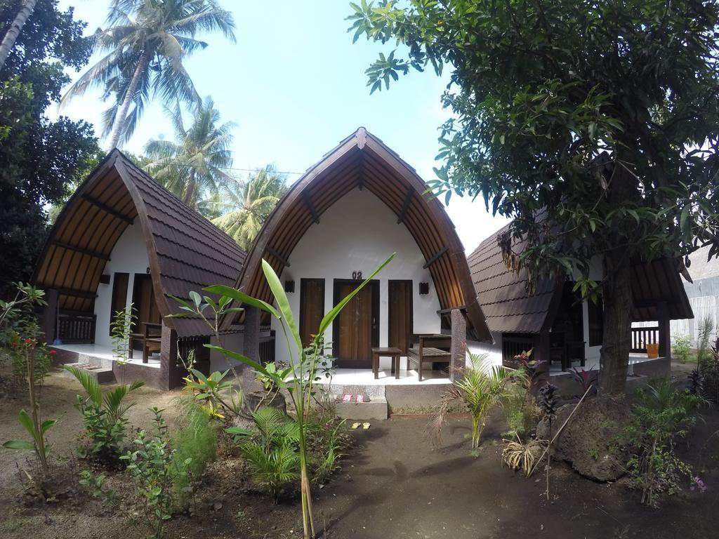 Hello Lumbung Homestay 길리 아이르 외부 사진