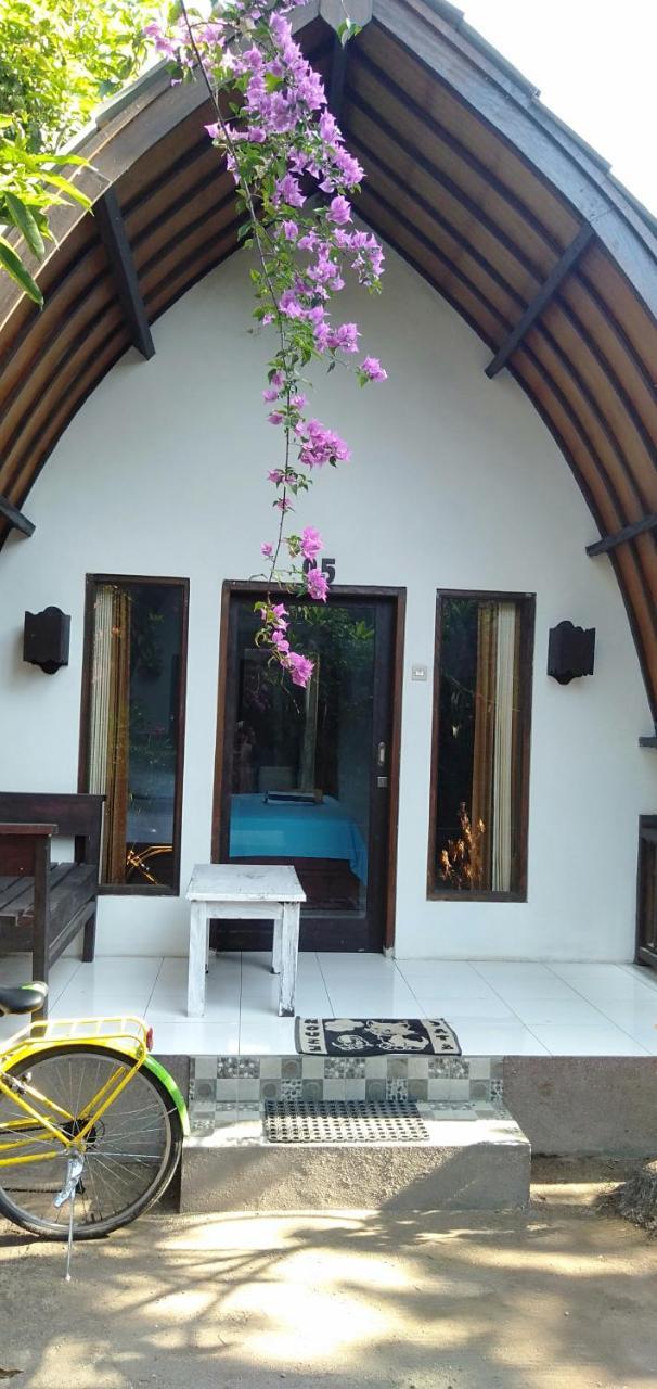 Hello Lumbung Homestay 길리 아이르 외부 사진